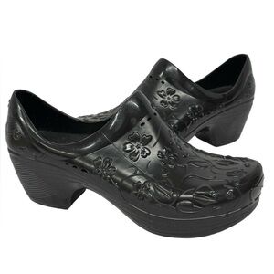 Dansko Pixie Molded EVA Black Floral Slip Resistant Professional Clogs 37 US 6/7